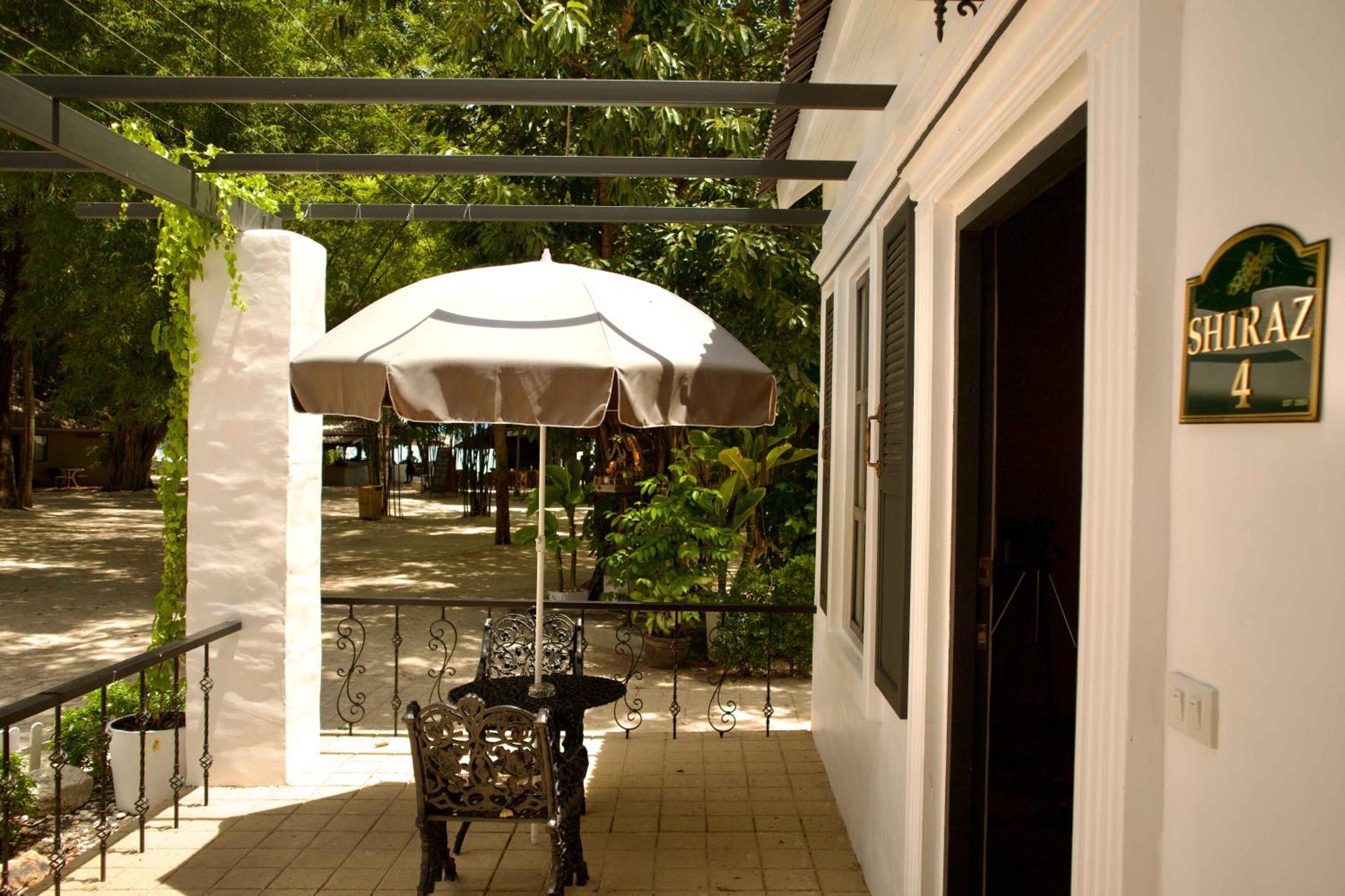 Milky Bay Resort Baan Tai Bagian luar foto